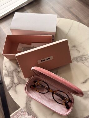 Miu Miu Tortoiseshell Glasses – Brand New w/ Pink Case & Box